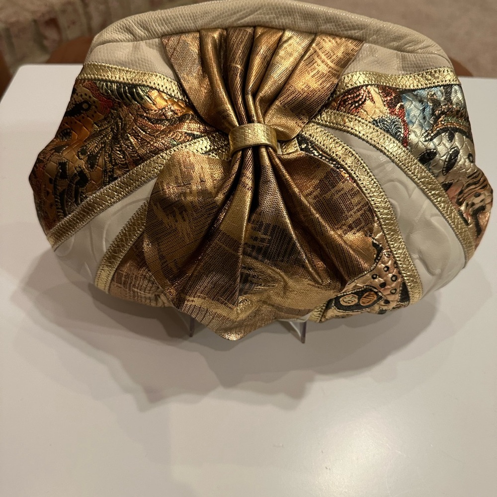 Vintage Colini leather and metallic handbag